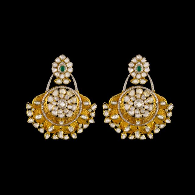 Majestic 18K Gold Bridal Necklace Set with Polki, Emerald Accents & Pearl Beads